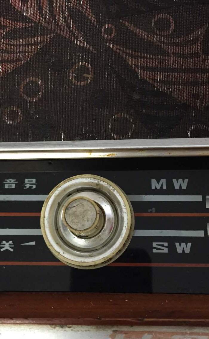 上世纪七八十年代青岛无线电厂出品的二极管收