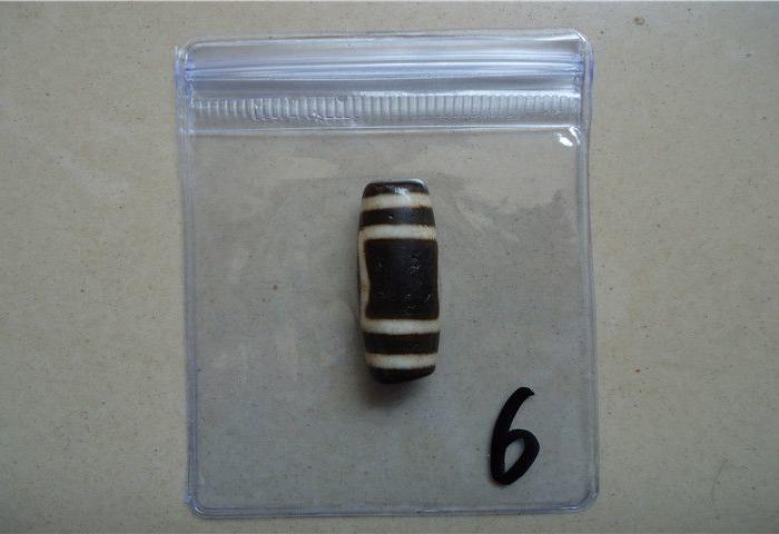 西藏玉髓镶蚀天地乾坤天珠一颗_西藏玉髓镶蚀