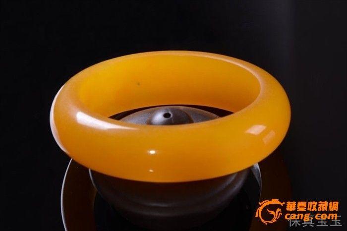 天然冰透石榴红精品黄龙玉手镯_天然冰透石榴