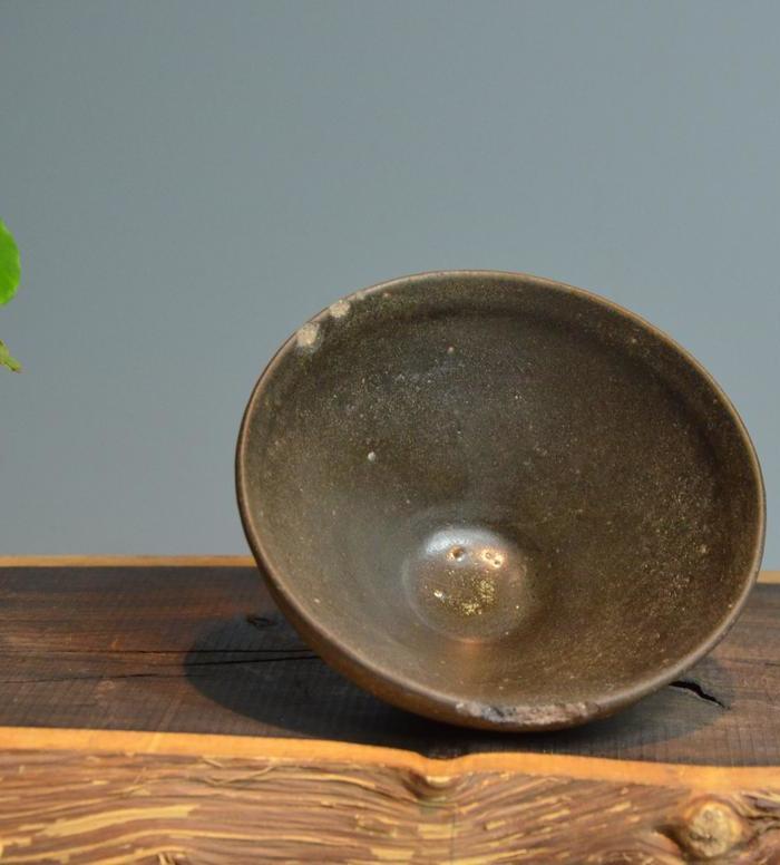 建盏、茶叶末青釉盏,回归缺陷美和生活意境_建