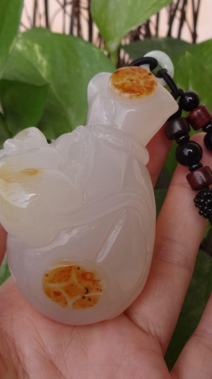 马达加斯加玉髓玛瑙把件 手玩 钱袋 钱鼠_马达