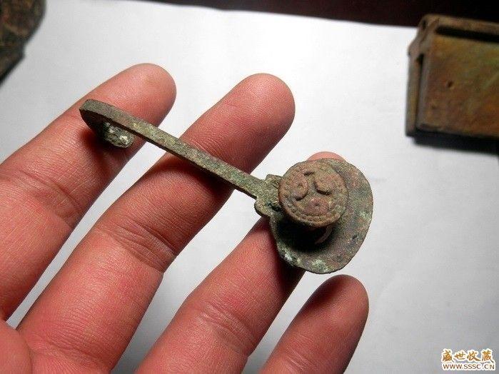 3264-钩钮有族徽的钩子_3264-钩钮有族徽的钩