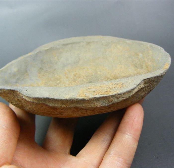 生坑出土 汉代灰陶带土沁双耳大耳杯(品相完整