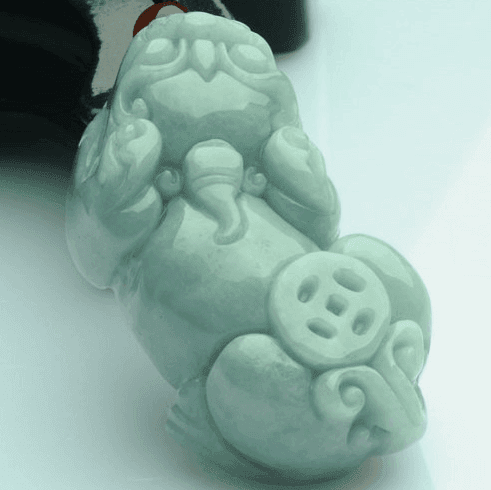 精雕冰糯种小貔貅吊坠招财金钱男女款玉坠子_