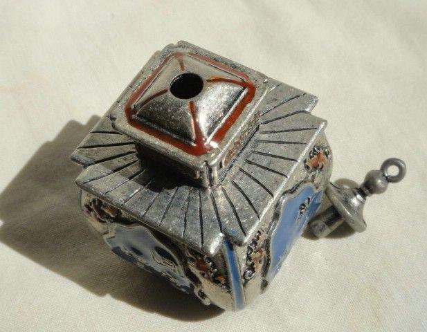 人生四大喜老银景泰蓝鼻烟壶_人生四大喜老银