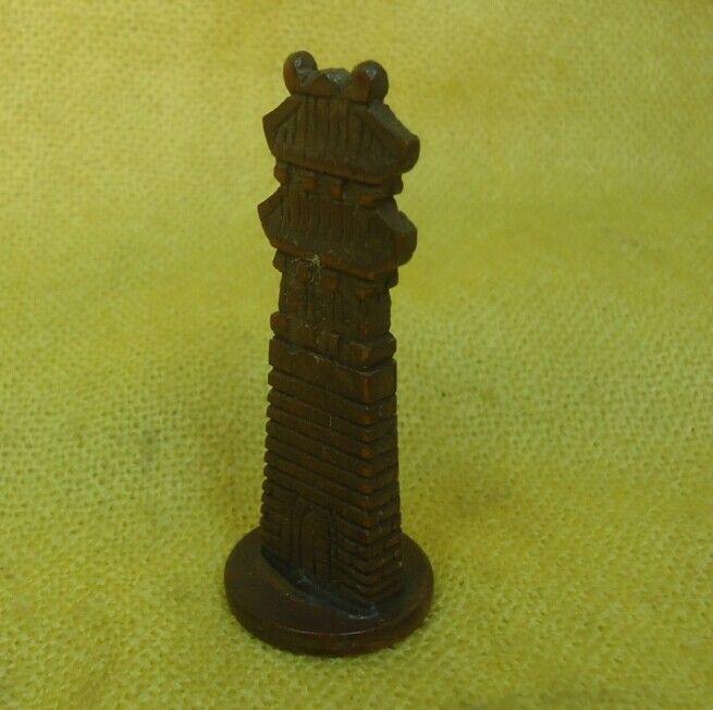 一件清代骨头老门楼雕件_一件清代骨头老门楼