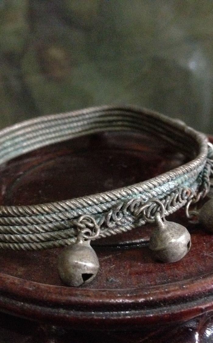 老绞丝手镯一个_老绞丝手镯一个价格_老绞丝