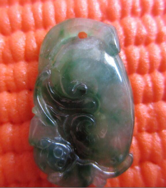 小孩带的A货玻冰种翡翠吊坠,_小孩带的A货玻