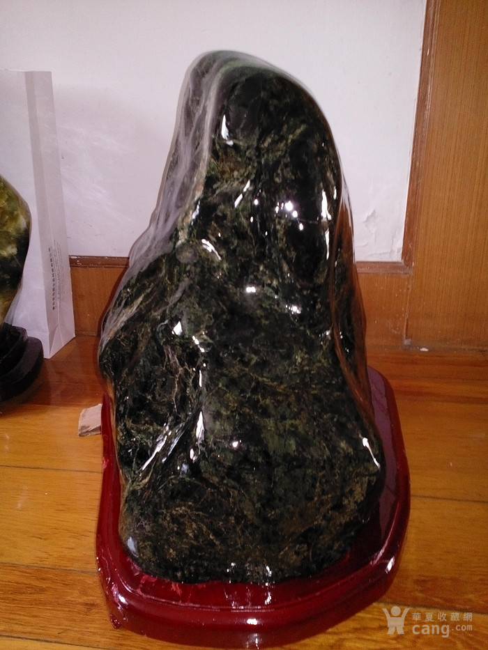 泰山墨玉--石敢当