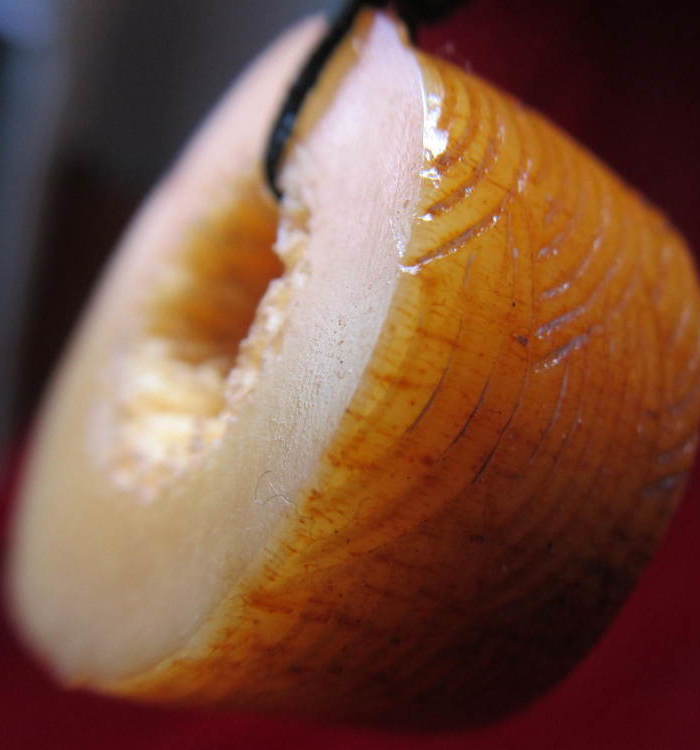 壁厚 满丝瓜络老骨吊坠(惠让)_壁厚 满丝瓜络老