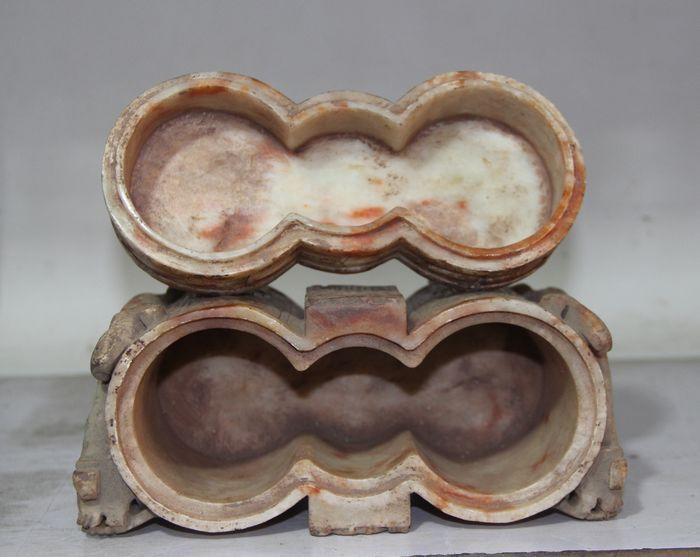 战国玉雕罐_战国玉雕罐价格_战国玉雕罐图片