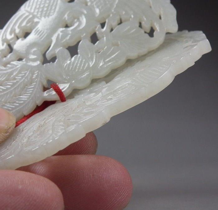 明代和田白玉拉丝工穿花凤凰花片一对_明代和