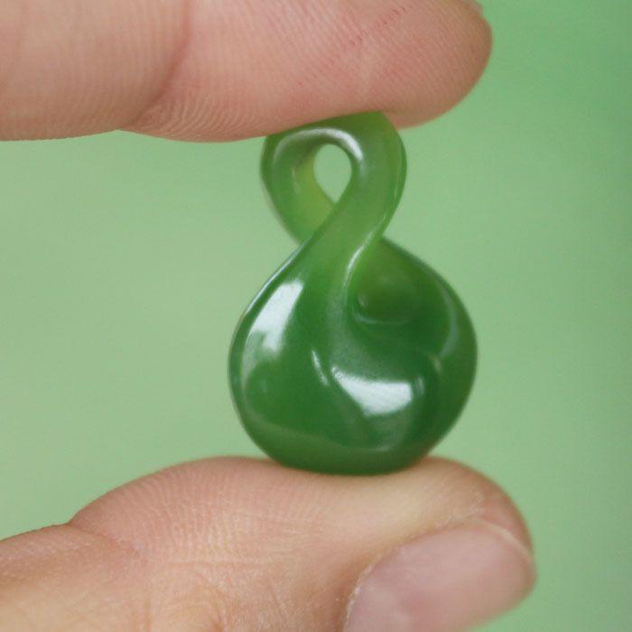 天然和田玉碧玉幸运符号8字吊坠_天然和田玉