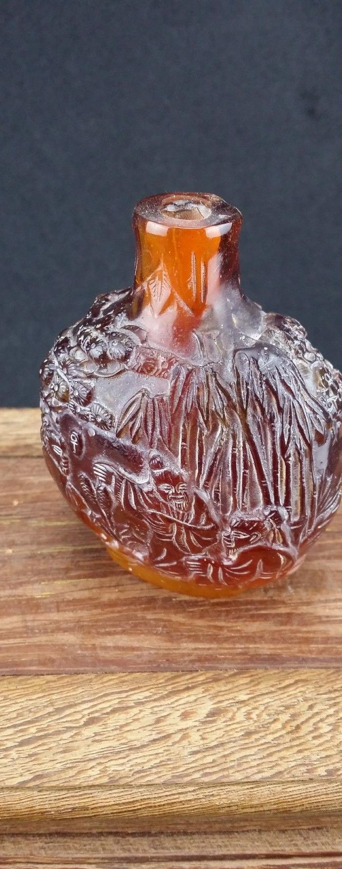 乡下收来的树下圣人轮道琥珀鼻烟壶_乡下收来