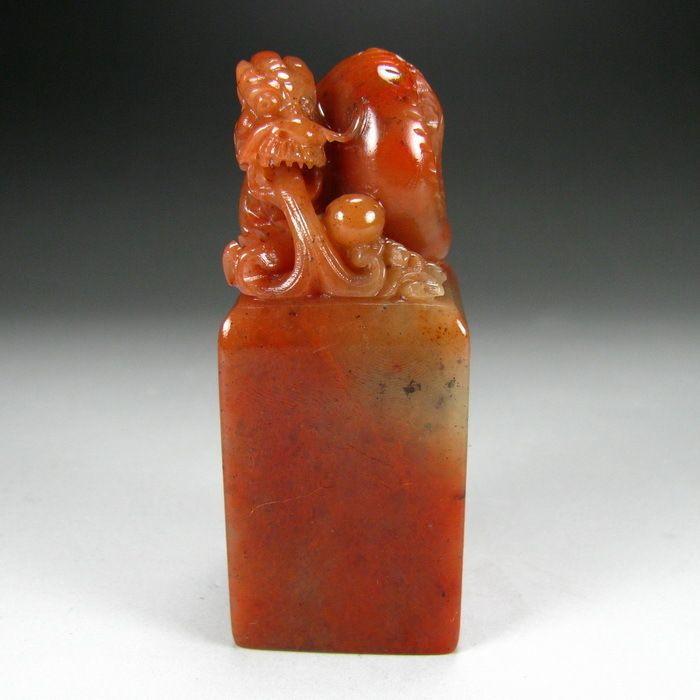 极品寿山石芙蓉石精雕 生肖摆件 大展宏图 摆件