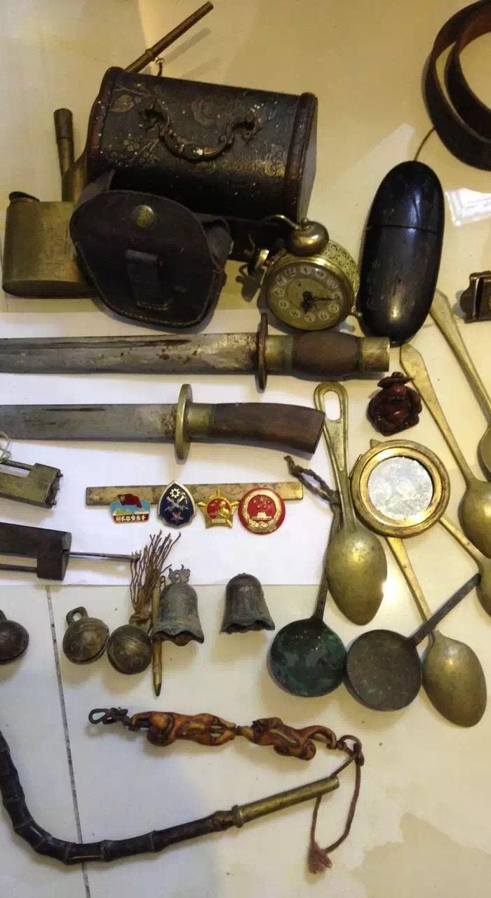 出售一些老古董,铜器,钟表等等_出售一些老古