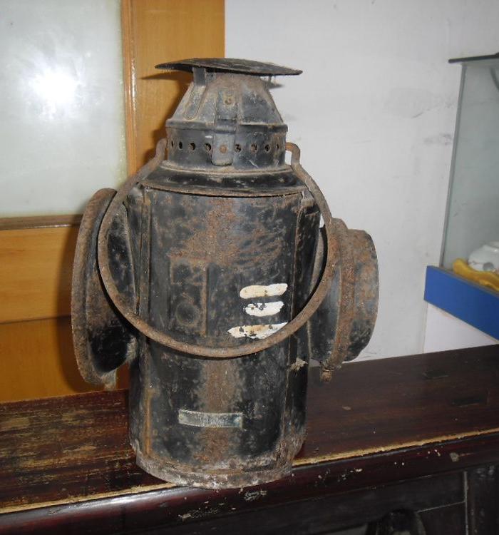 50年代13铁路局3段,铁路职工巡查路段是否完