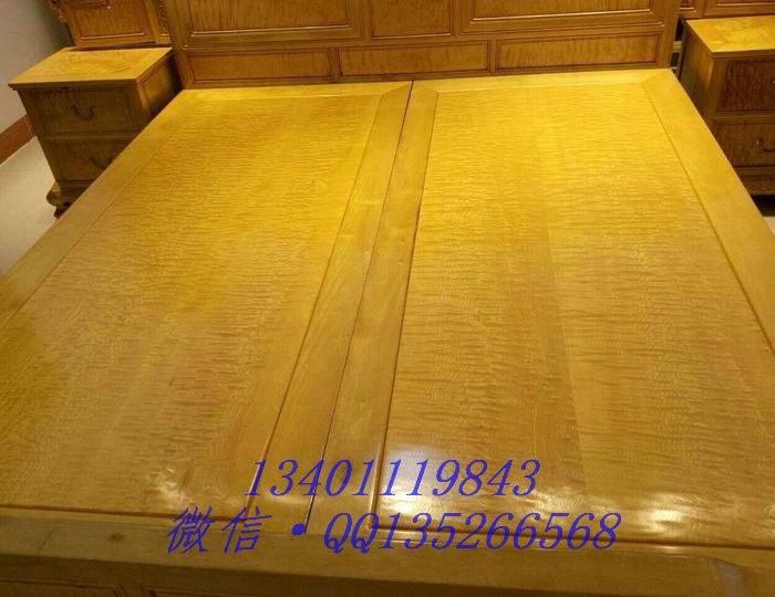精品金丝楠木大床 极品纹路 配两个金丝楠床头