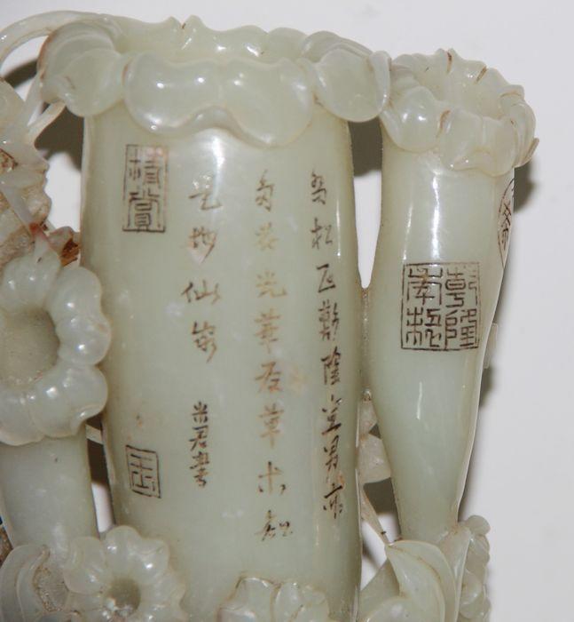 大清乾隆和田玉花擦_大清乾隆和田玉花擦价格