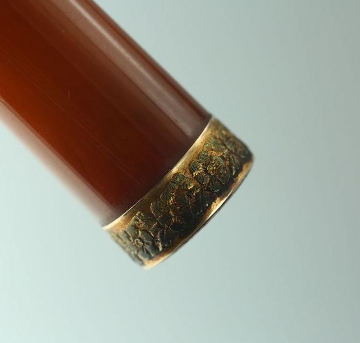 西洋古董 老蜜蜡烟嘴 黄金包边 带原盒_西洋古