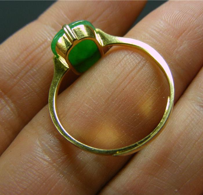 清代老坑满正阳绿色翡翠镶8K金收缩式女士大