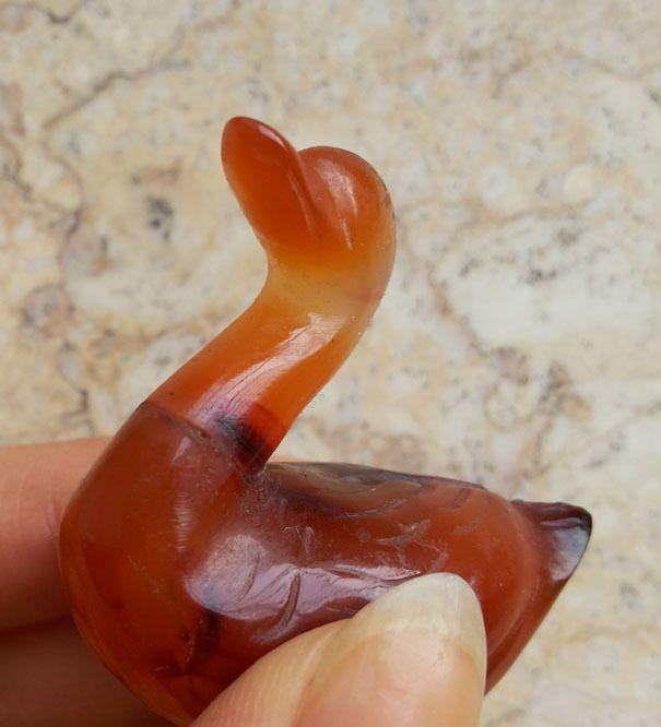 玛瑙鸭子小摆件(脖残后粘)_玛瑙鸭子小摆件(脖