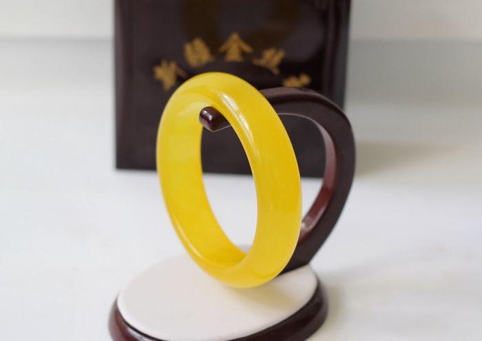 金丝玉手镯什么颜色好_金丝玉手镯什么颜色好