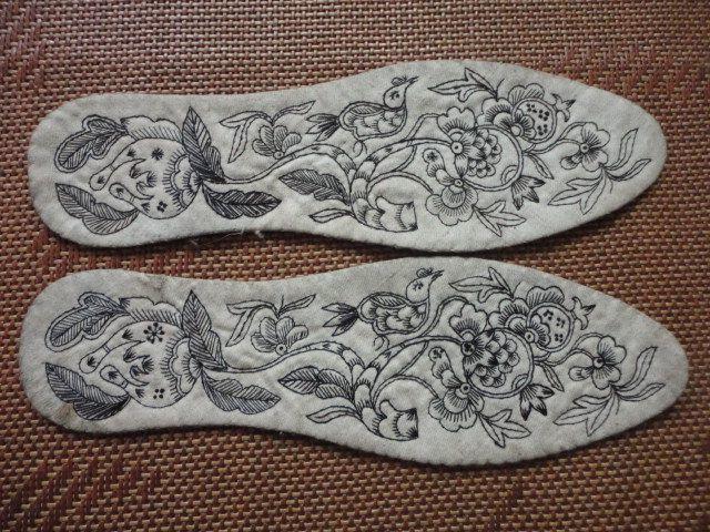 清代纯手工制作绣花鞋垫_清代纯手工制作绣花