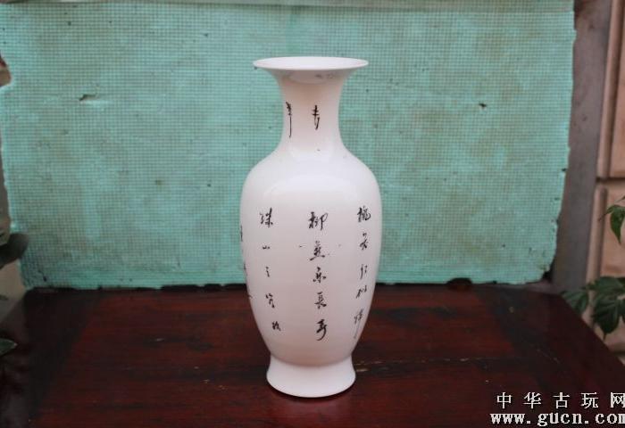 民国柳树春燕小观音瓶_民国柳树春燕小观音瓶