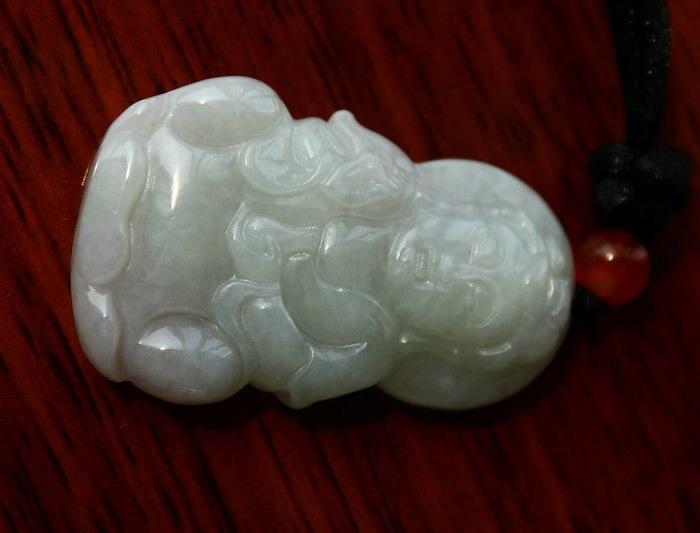 广东揭阳翡翠工厂店转让,全部亏本转(还价勿拍