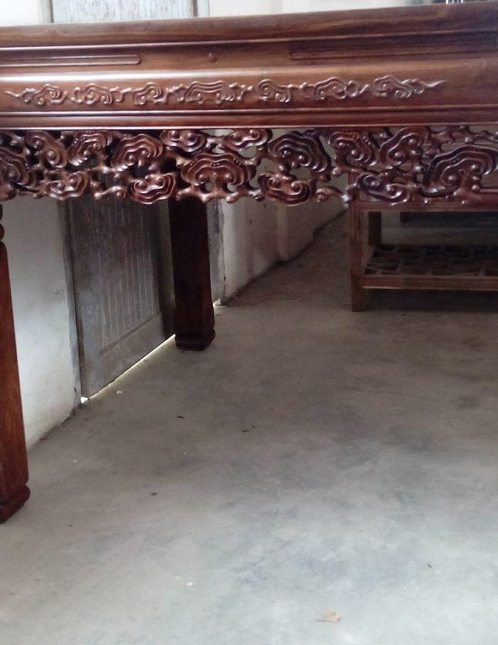 老料柞榛灵芝三弯腿兽脚八仙桌_老料柞榛灵芝