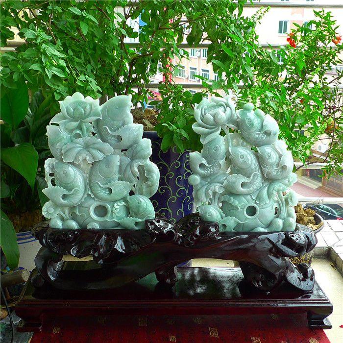 翡翠A货浅绿精雕年年有余摆件,如鱼得水_翡翠