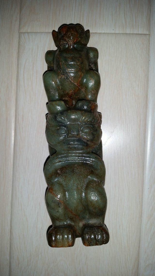 河磨玉精品老红山文化精雕太阳神尊_河磨玉精