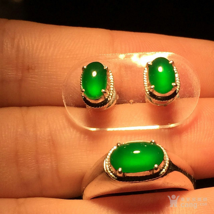 缅甸A货翡翠戒面 玻璃种帝王绿戒指耳钉耳环_