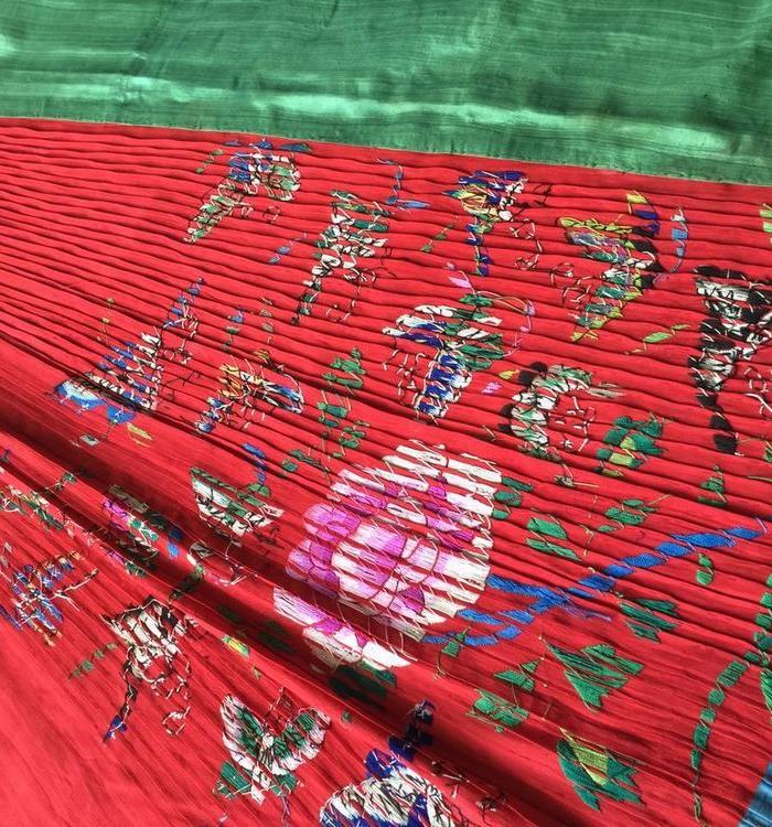 蜀绣 百蝶打褶裙 品相好_蜀绣 百蝶打褶裙 品相