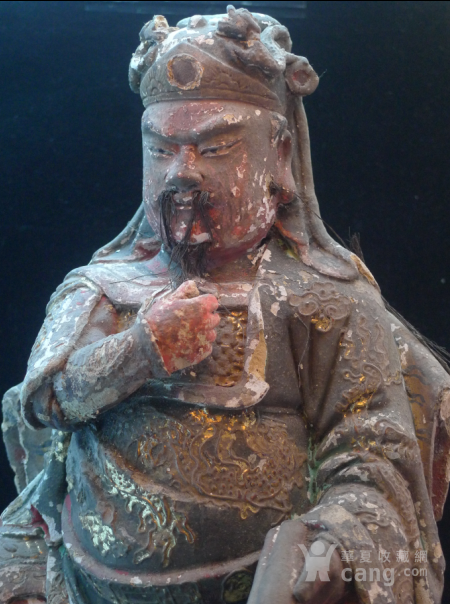 泥塑关公像