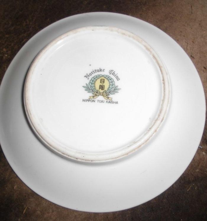 包老包真包邮,一个民国时期的外国瓷器小碟c2