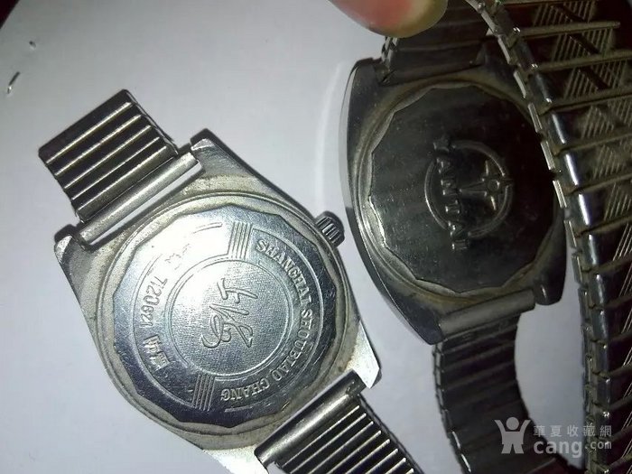 可以跑得老上海牌子手表2块_可以跑得老上海