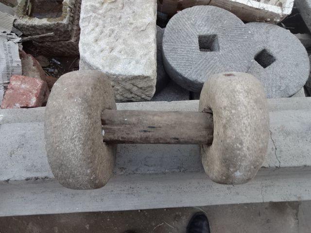 清代武举人练武增加臂力练功石一套_清代武举