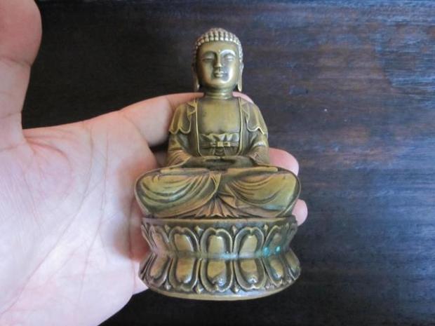 释迦牟尼黄铜手掌小佛像_释迦牟尼黄铜手掌小