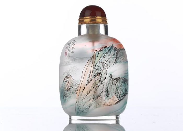 华夏五岳锦绣中华鼻烟壶送博古架 王习三王又