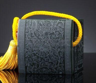 亚投行开业仪式国礼 AIIB玉玺 和田青玉版_亚投