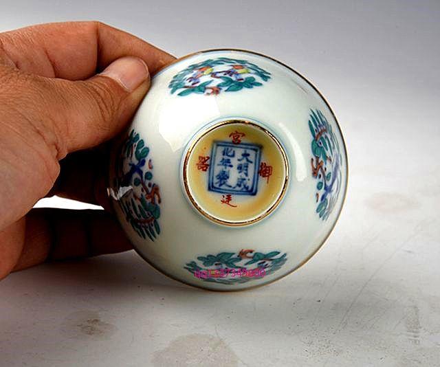 明成化斗彩宫廷御器宪宗皇帝专用花鸟纹杯_明