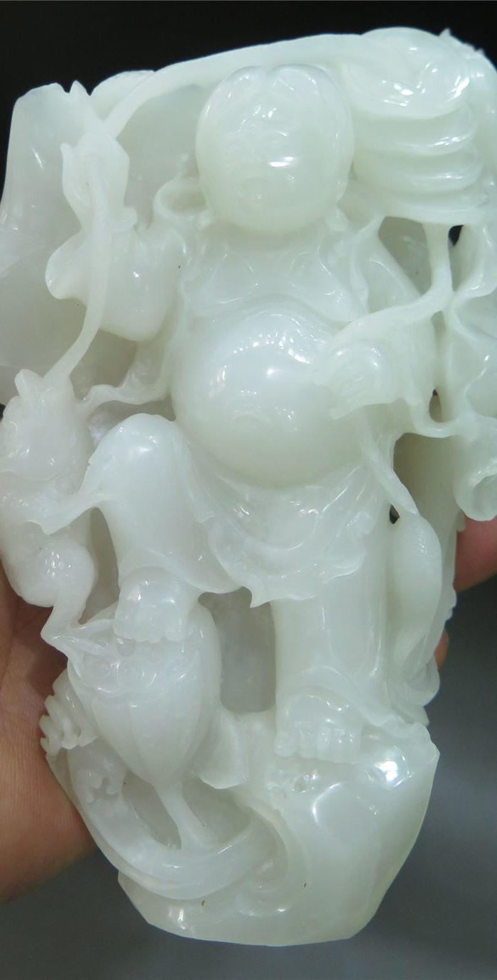 田白玉刘海戏金蝉_和田白玉刘海戏金蝉价格_