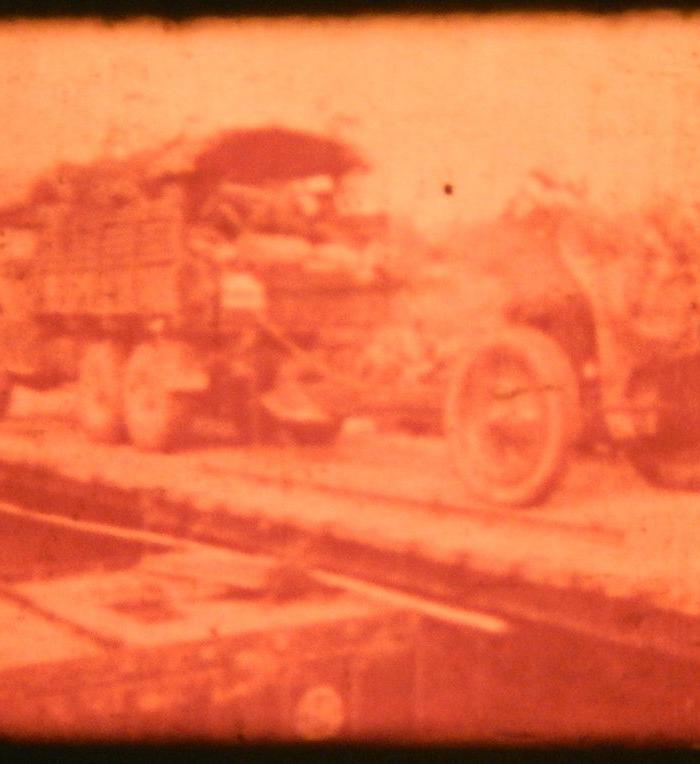 对越自卫反击战彩色新闻纪录片《奋起还击》_