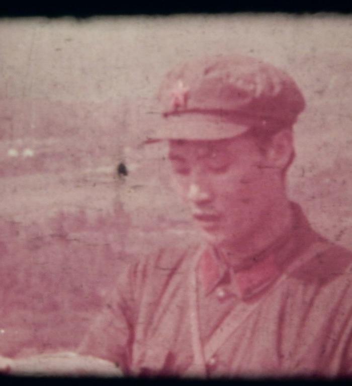 对越自卫反击战彩色新闻纪录片《奋起还击》