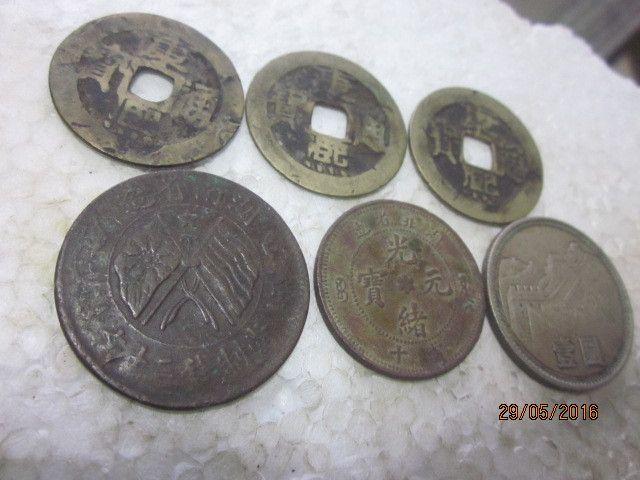 三个康熙,一个当十无云龙,一个歪打旗版,一个8