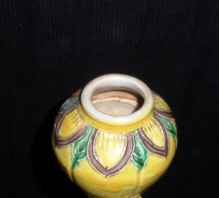 永乐珐珐彩花卉纹螭龙蒜头瓶