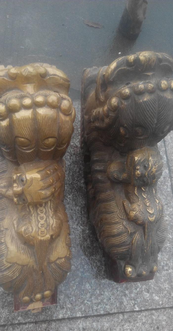 精美狮子2个看好大小差1公分_精美狮子2个看