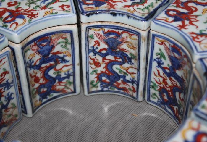 明五彩纹龙果盒一套_明五彩纹龙果盒一套价格